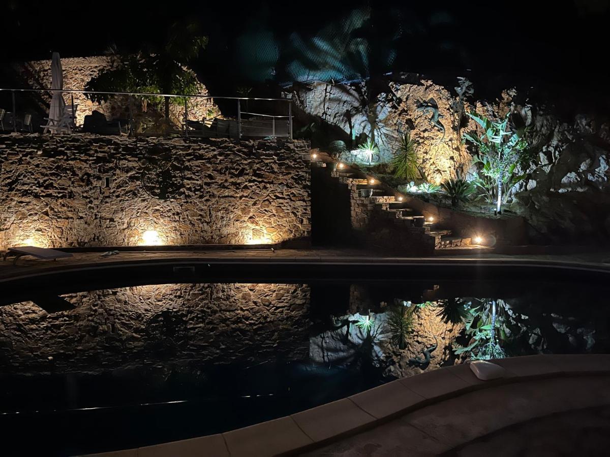 Meublé tourisme 4*, les pieds dans l'eau, Villa LAS PALMERAS La Londe-les-Maures Esterno foto