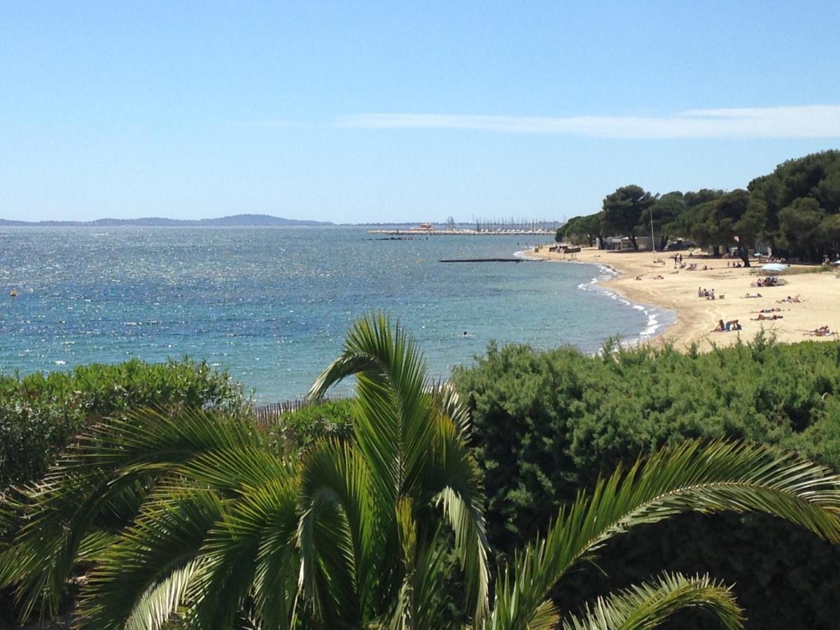 Meublé tourisme 4*, les pieds dans l'eau, Villa LAS PALMERAS La Londe-les-Maures Esterno foto